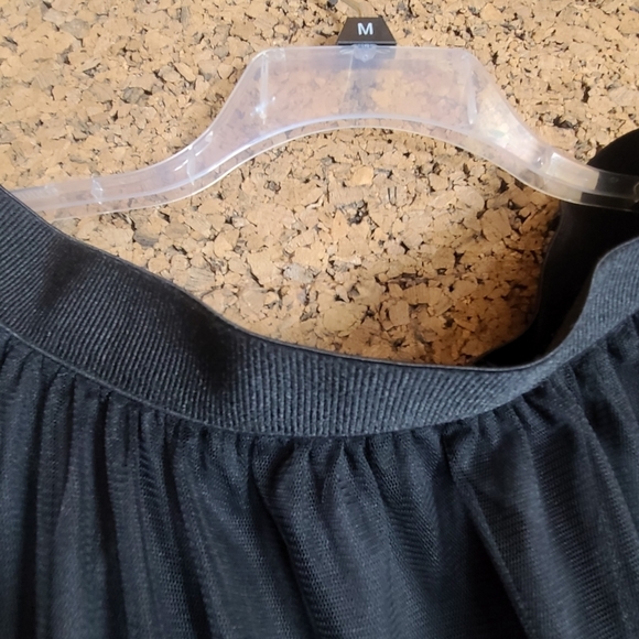 Midi Black skirt - Picture 3 of 5
